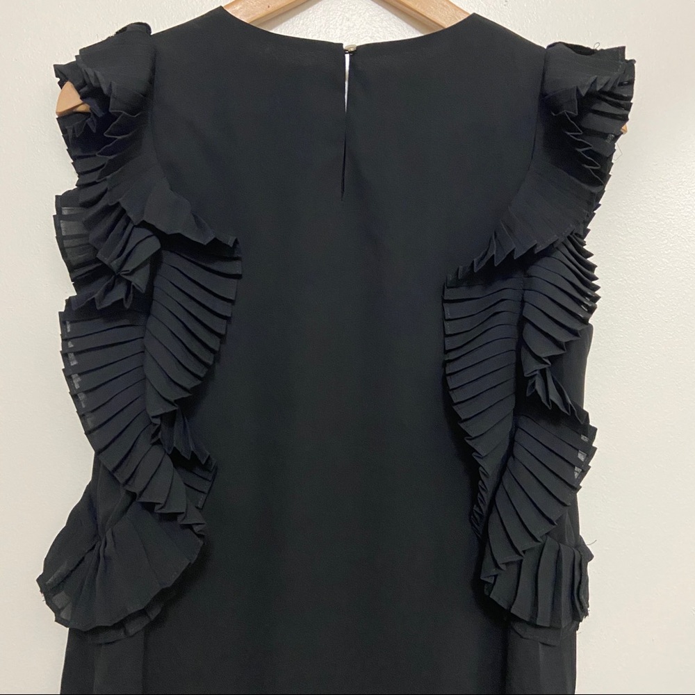 Woman’s Lulus black party dress with ruffles S